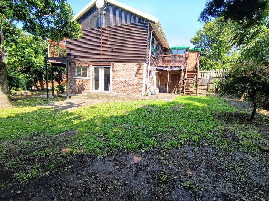 2 Bedroom Property for Sale in Hickmans River Eastern Cape